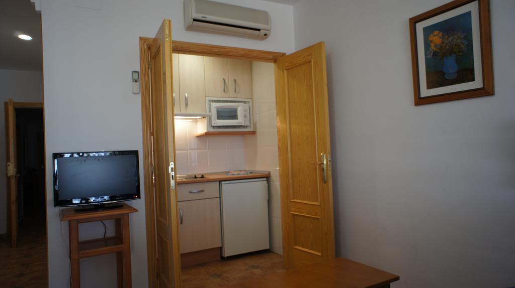 Hotel Apartamentos Kantara Al-Saif Alcántara Extérieur photo