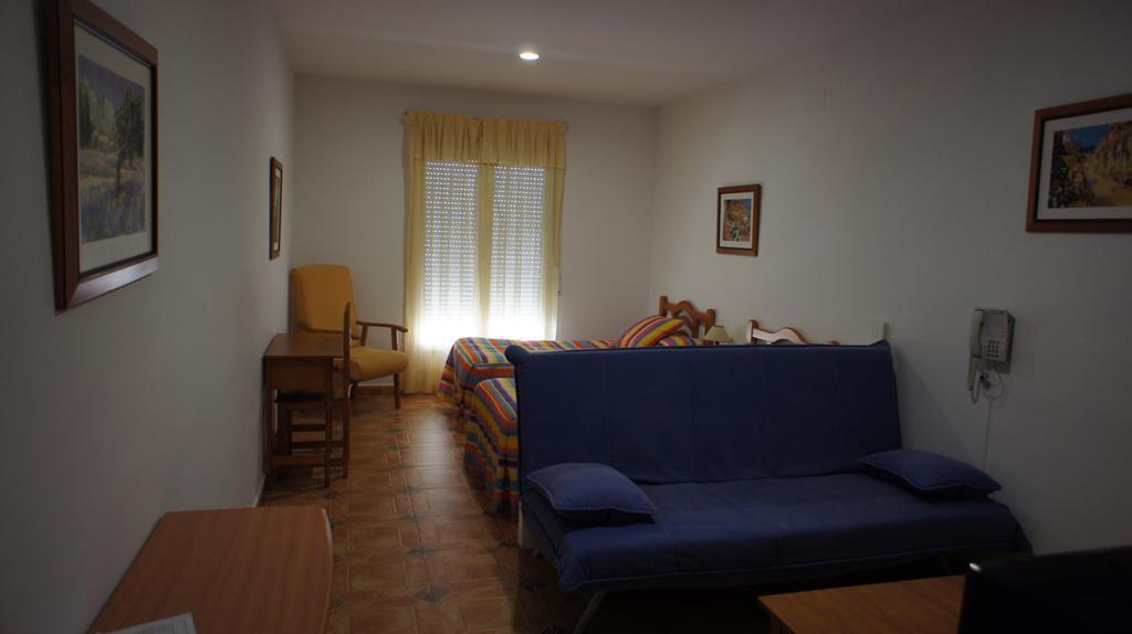 Hotel Apartamentos Kantara Al-Saif Alcántara Chambre photo